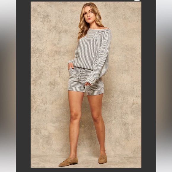 PROMESA TWO TONE RIBBED COMFY SHORTS ❤️IN STORES❤️ - Picture 2 of 4